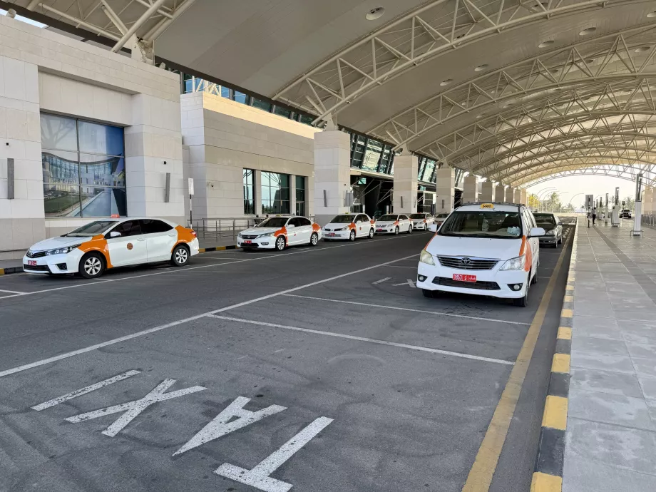 Taxi din Salalah Airport SLL