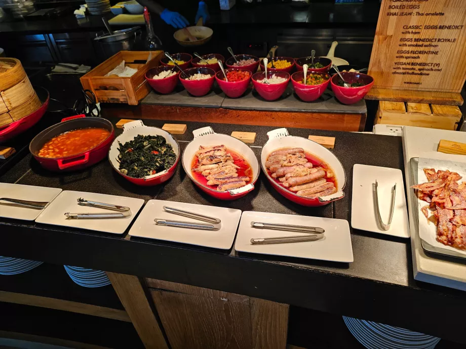 Mic dejun - bucătărie caldă