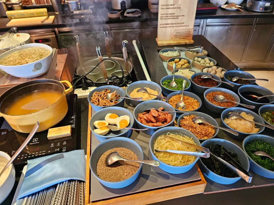 Mic dejun - colț de supă