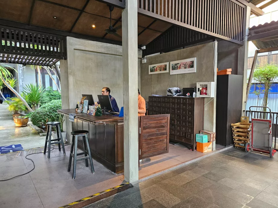 Recepție Homm Chura Samui