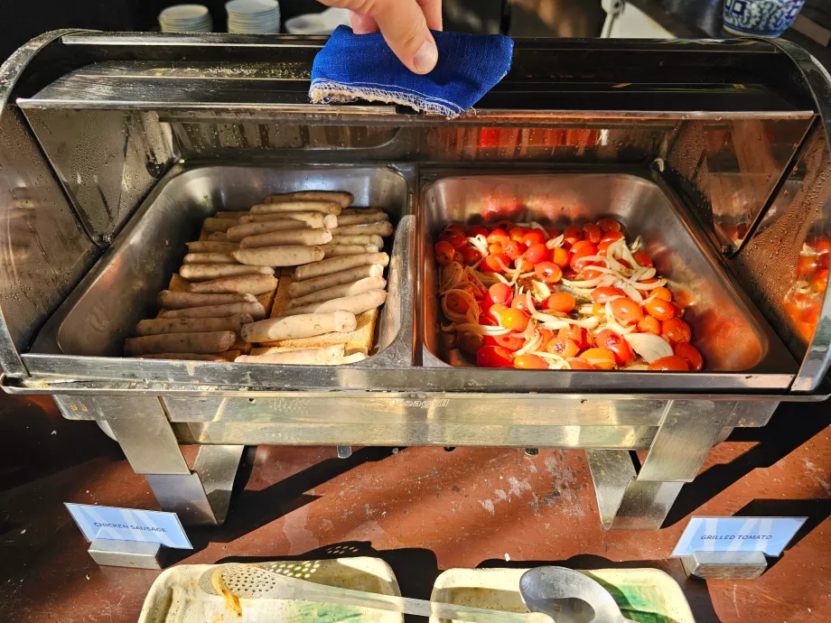 Mic dejun - mese calde