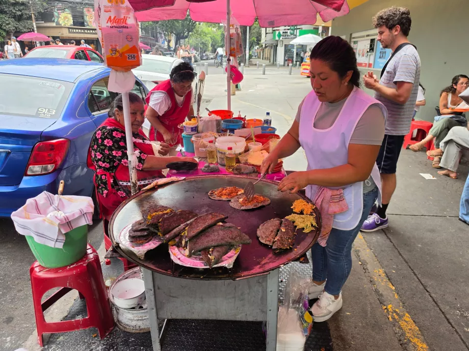 Strada quesadilla stand