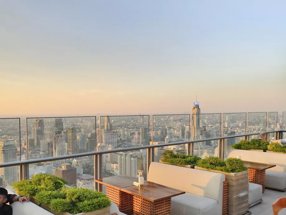 Akara Sky Hanuman - vedere la Bangkok