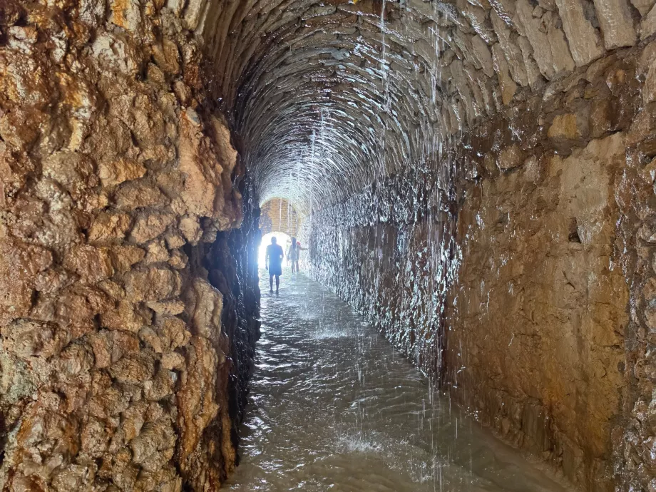 Piscine cu cascade Tolantongo