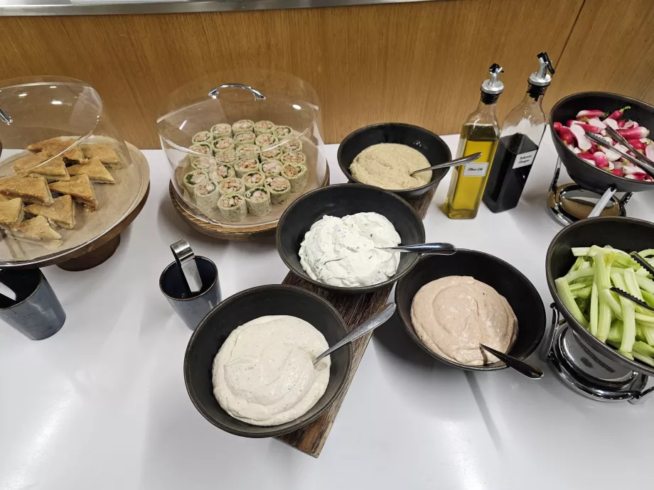 Aperitive și preparate reci