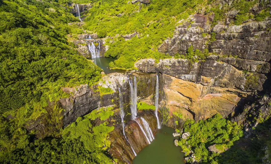 Șapte cascade