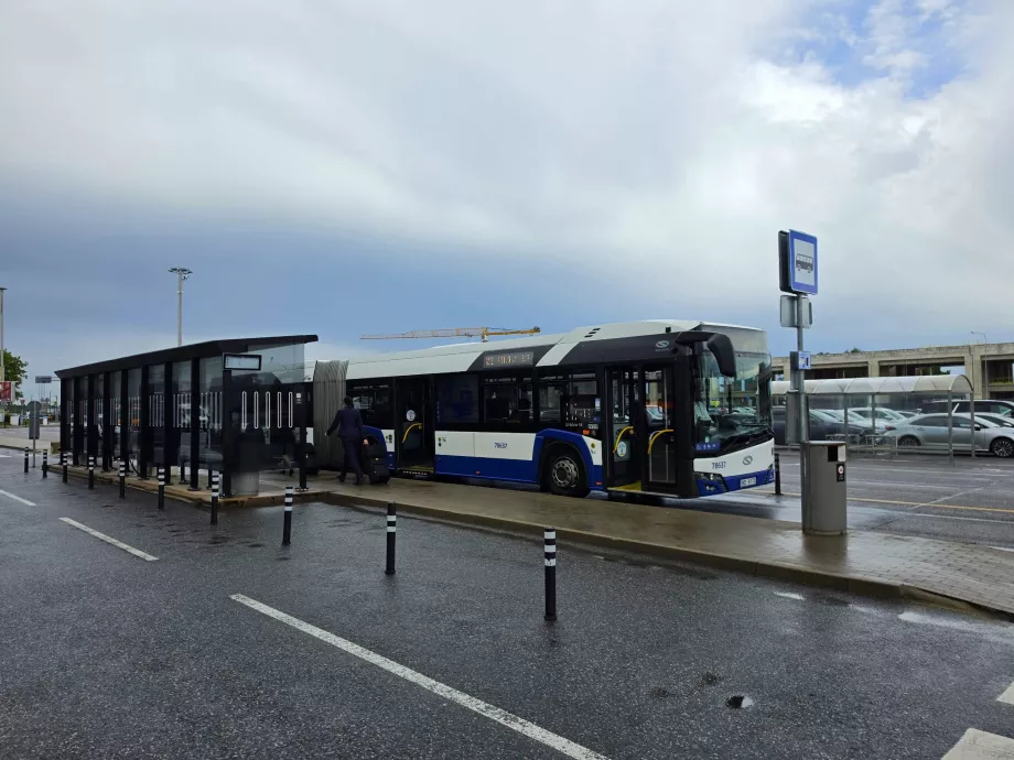 Stația de autobuz 22
