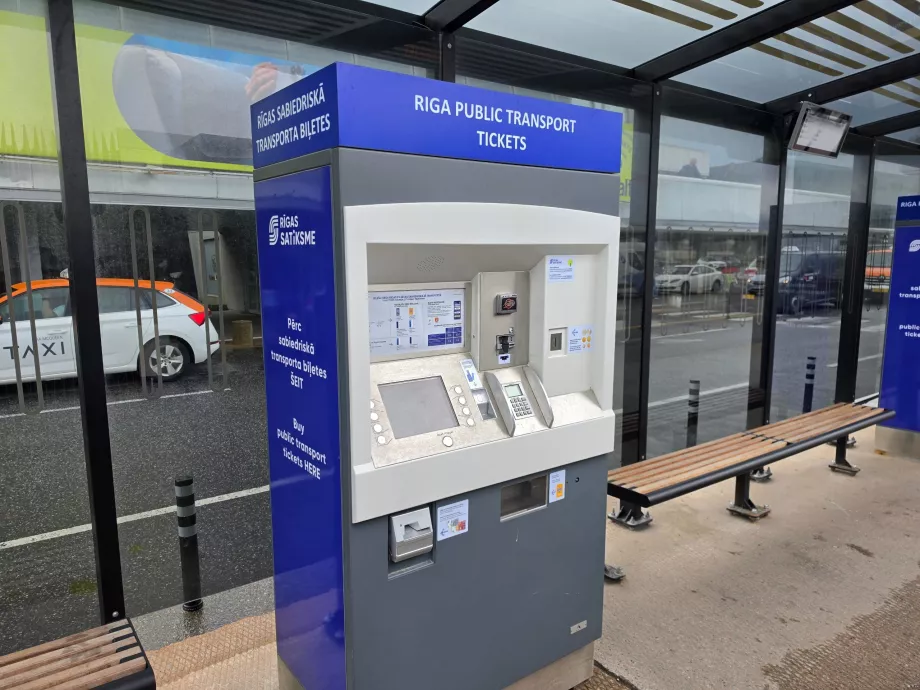 Automat de bilete