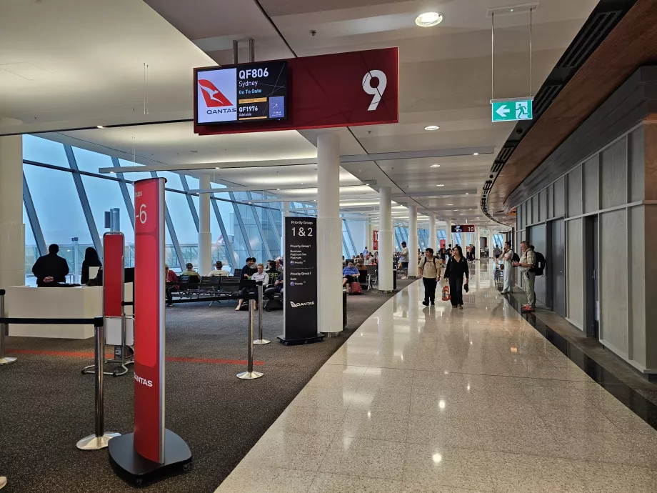 Porțile de plecare, Aeroportul Canberra