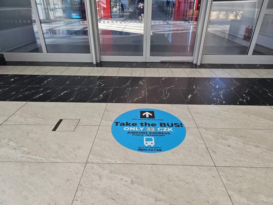 Direcția către stația de autobuz