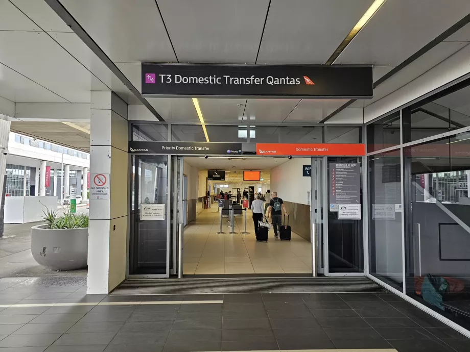 Transfer Qantas de la Terminalul 1 la Terminalul 3