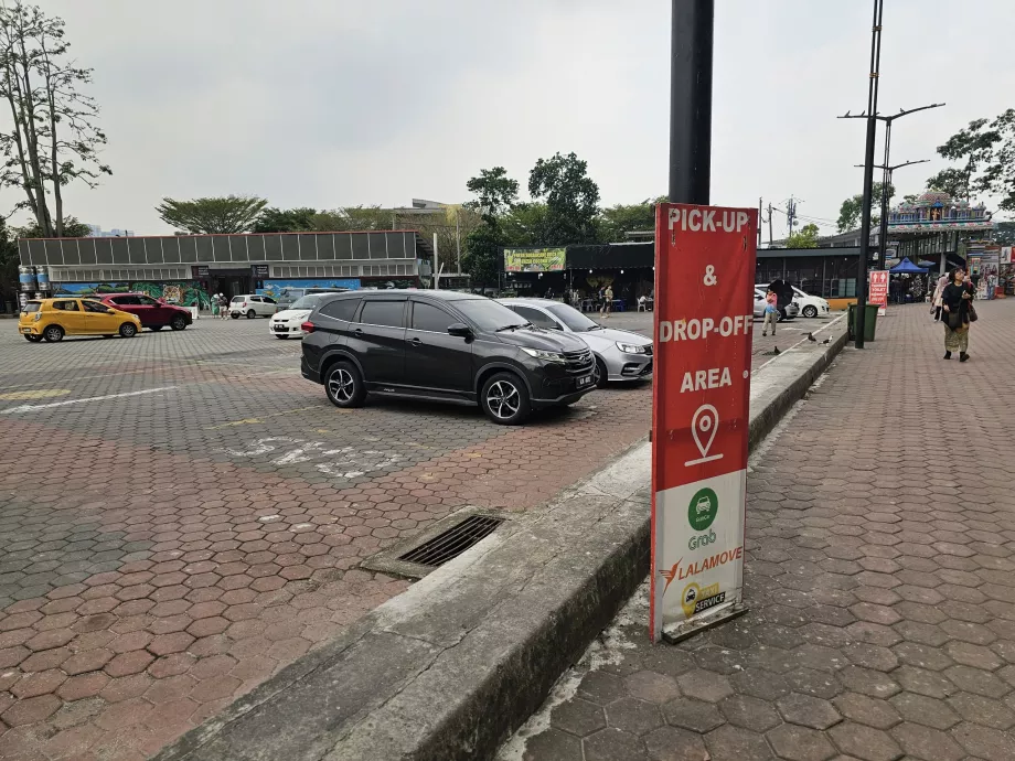 Punct de preluare a aplicației Grab la Batu Caves