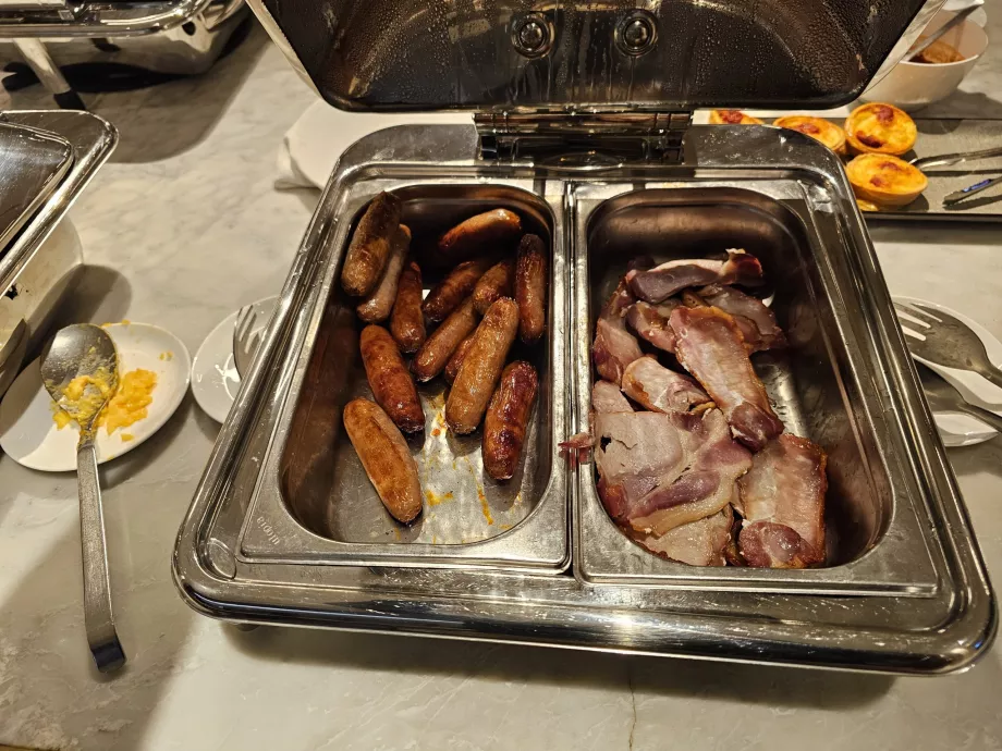 Oferta de mic dejun - mese calde