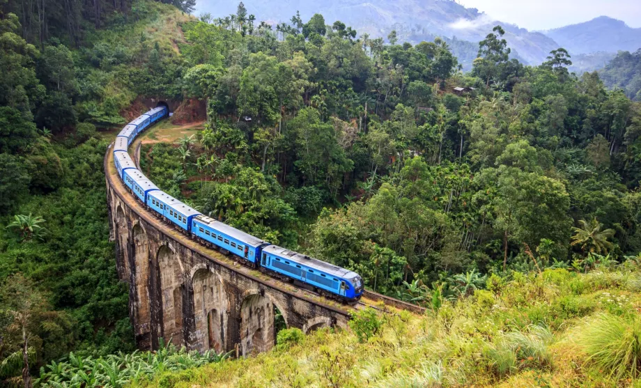 Train in Sri Lanka