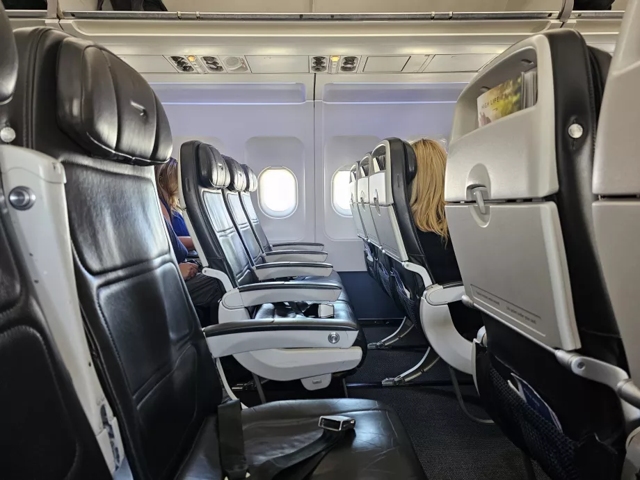 Clasa Economy, Airbus A319