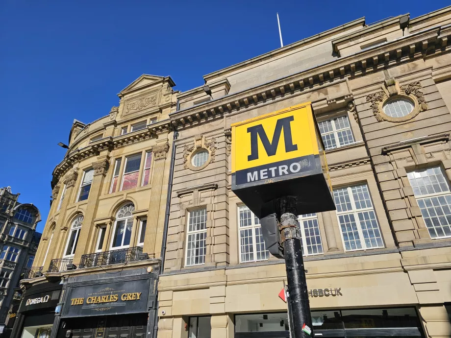 Marcarea intrării în stația de metrou