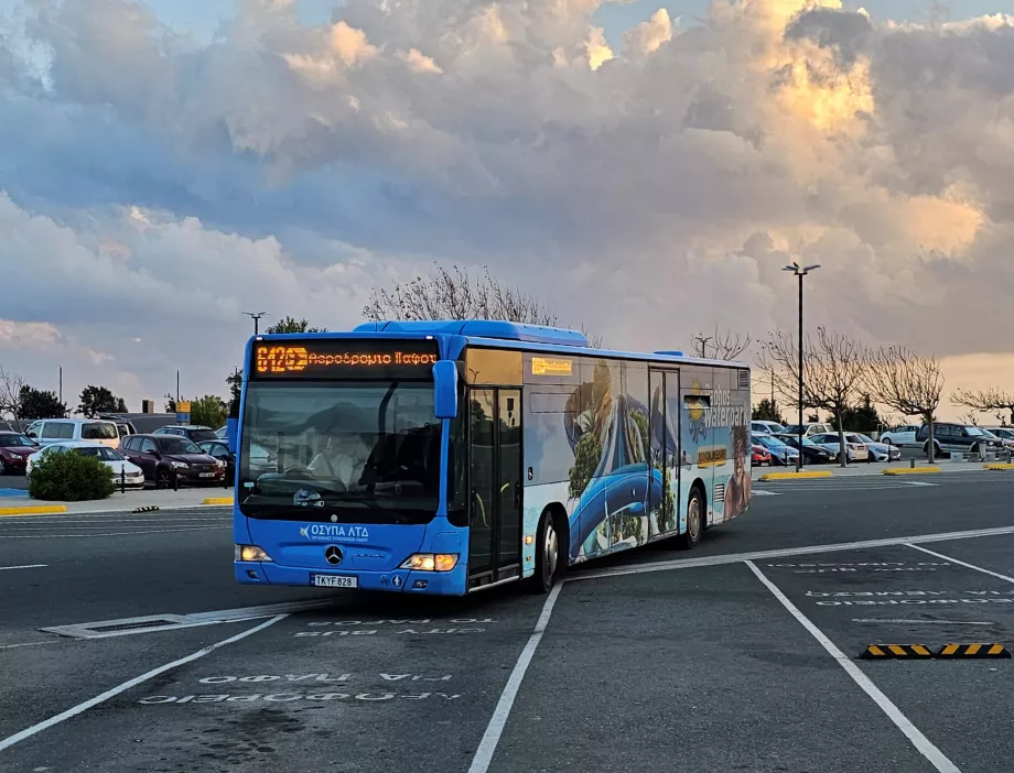 Autobuz spre centrul orașului Paphos