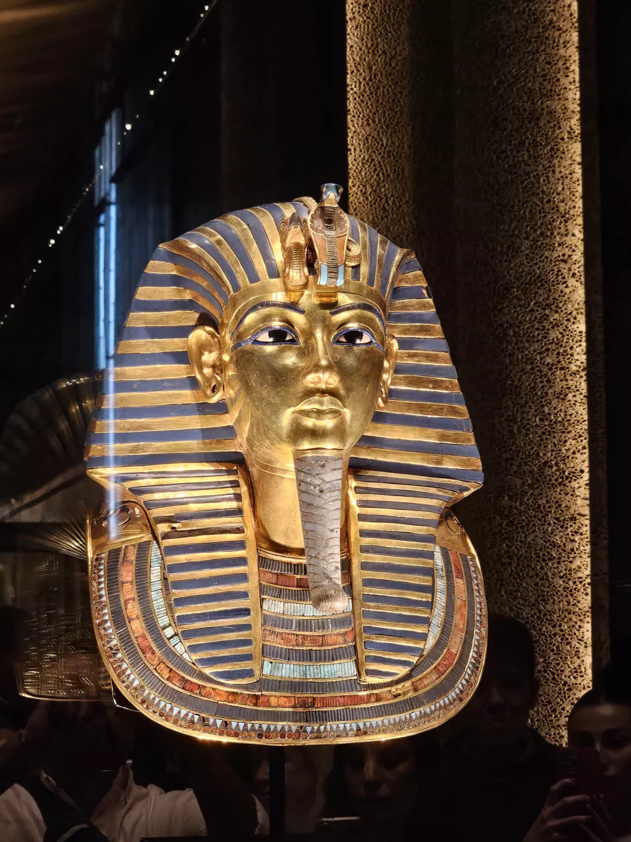 Masca lui Tutankhamon