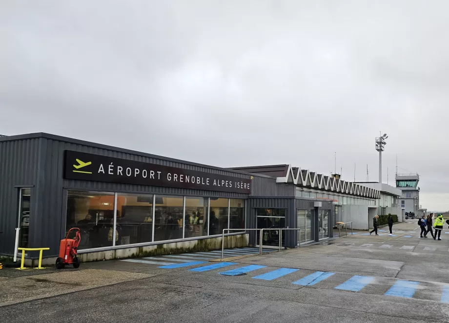 Aeroport GNB