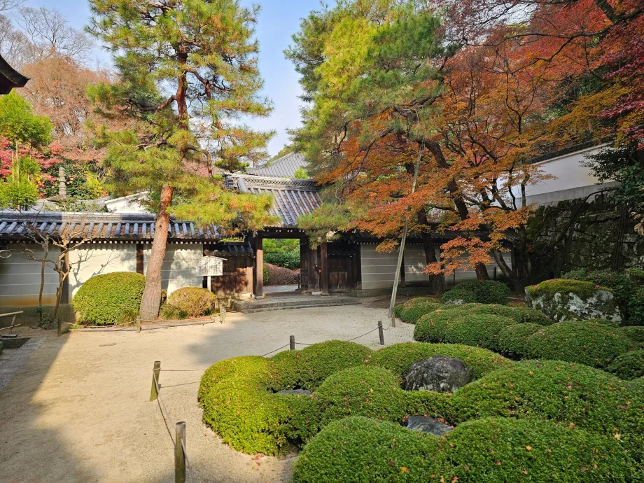 Templul Chion-in, Grădini