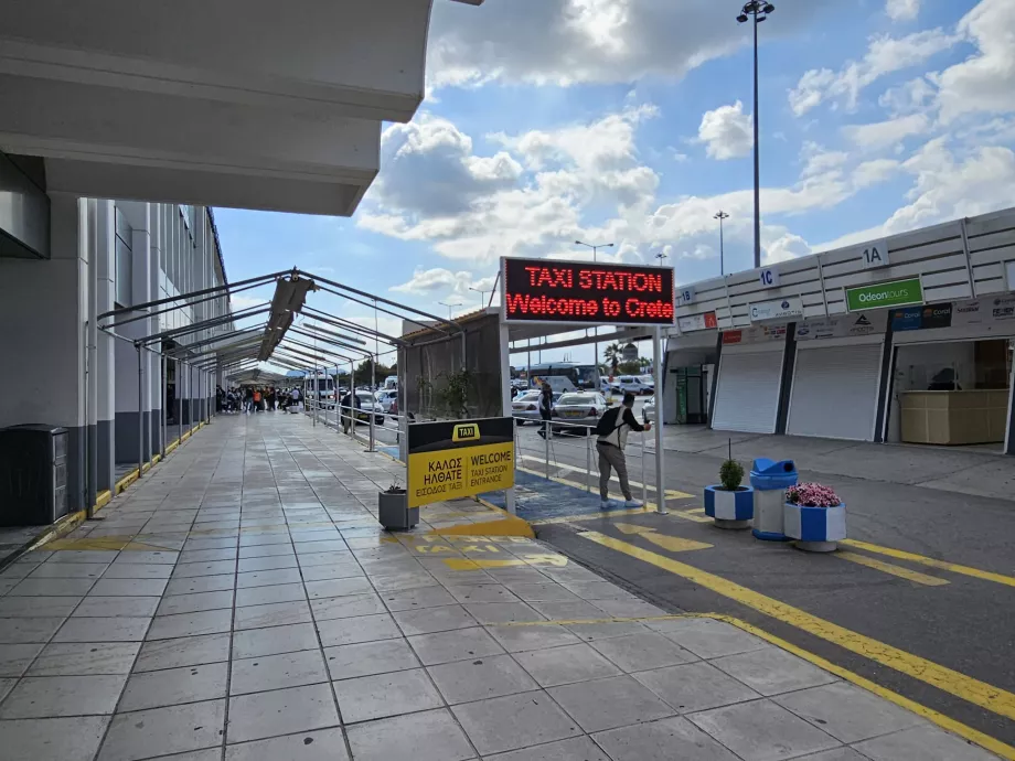 Taxi, Aeroportul Heraklion