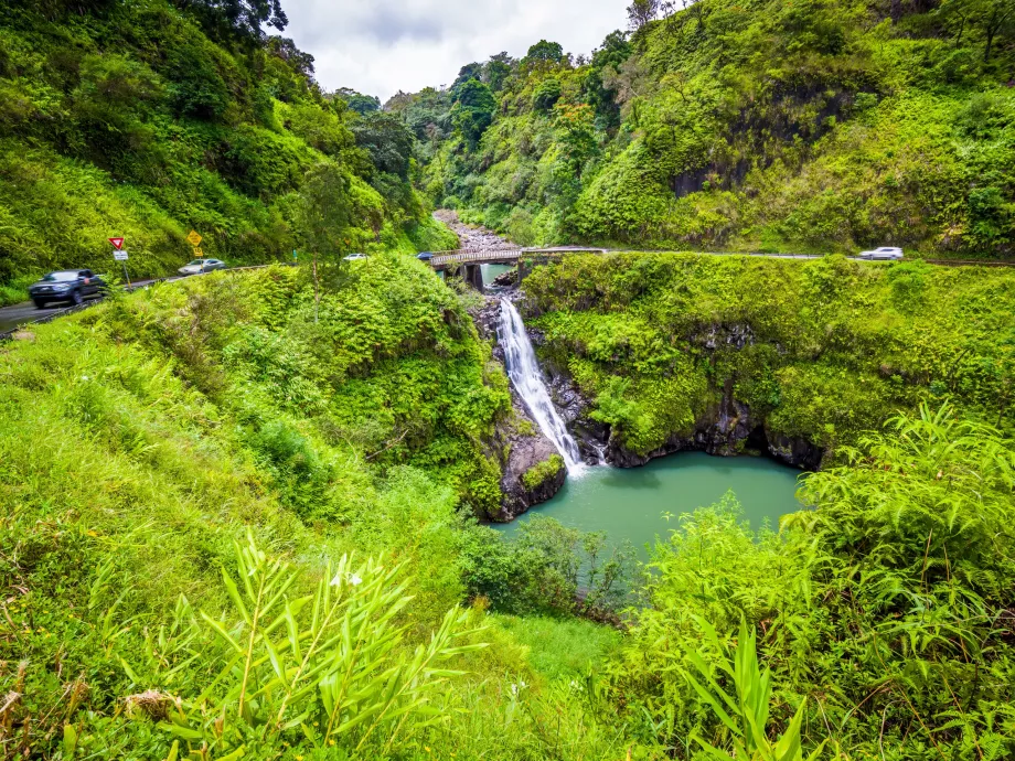 Cascada de pe Hana Hwy