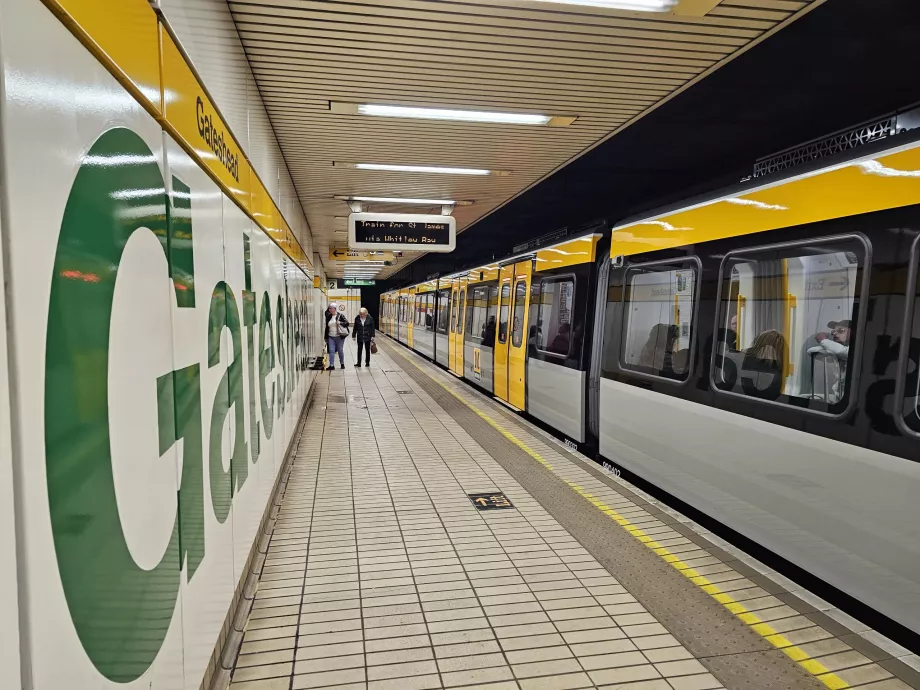 Stații de metrou