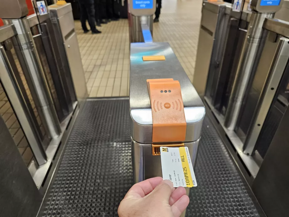 Turnichet de bilete în metrou