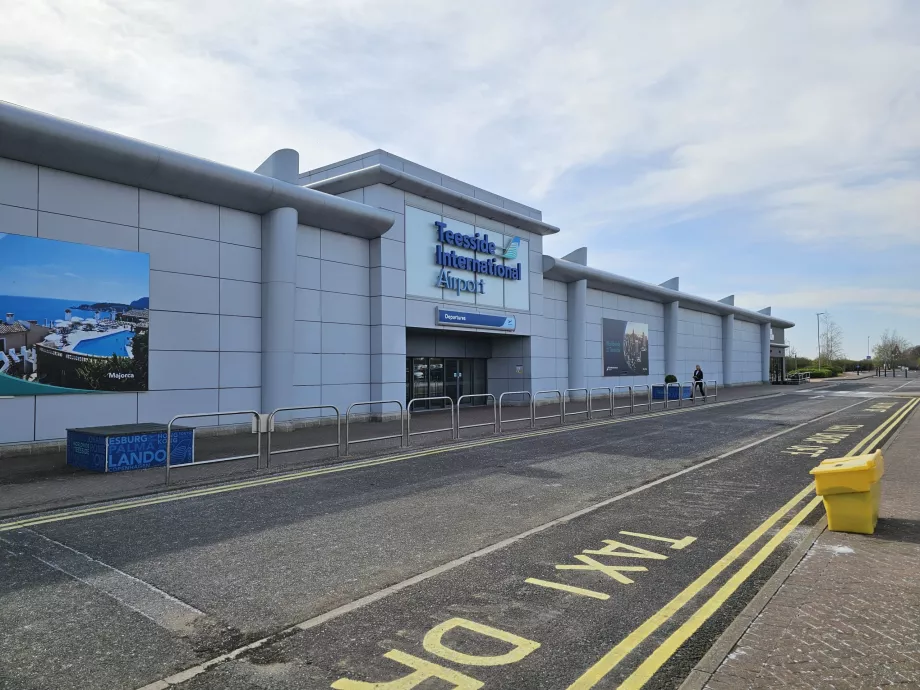 sosire de la aeroportul Teesside