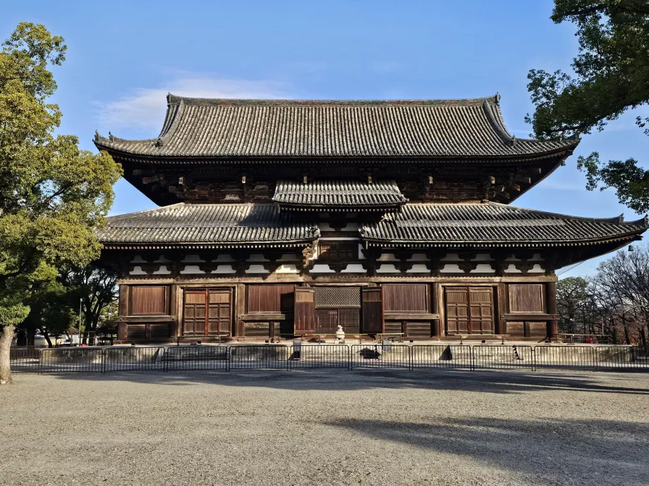 Terenurile templului To-ji