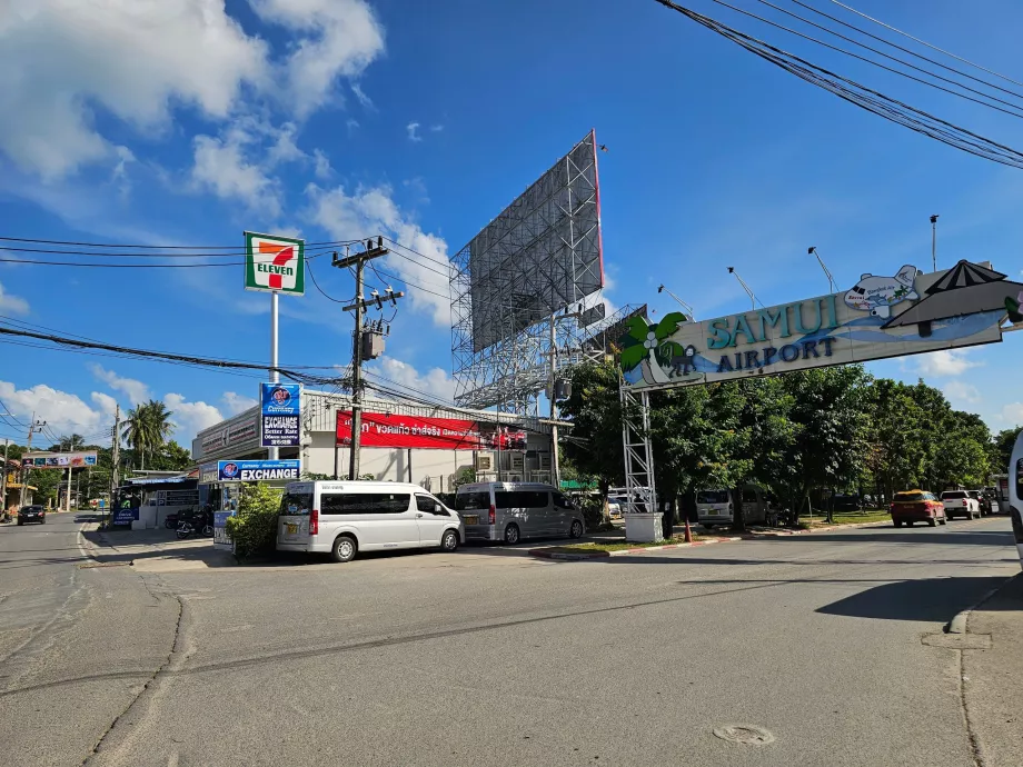 Mașinile Bolt / Grab se pot opri aici