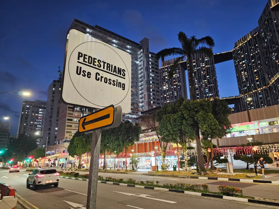 Semn de informare pentru pietoni