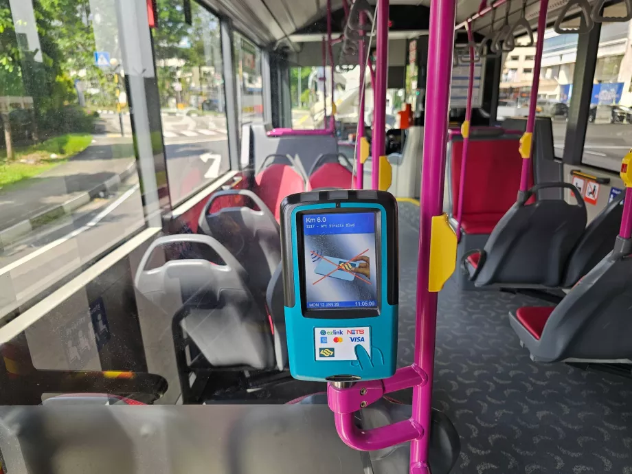 Plata cu cardul în autobuz