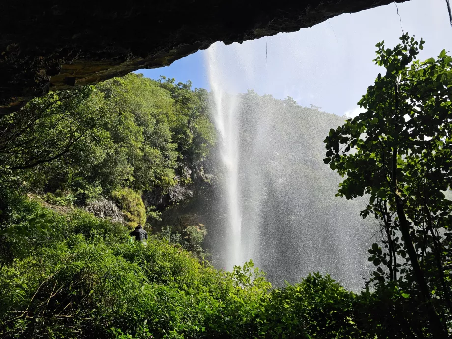 7 Cascade