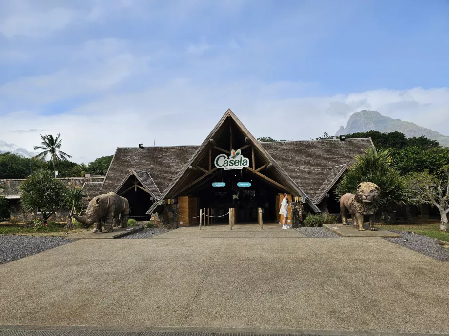 Grădina zoologică Casela