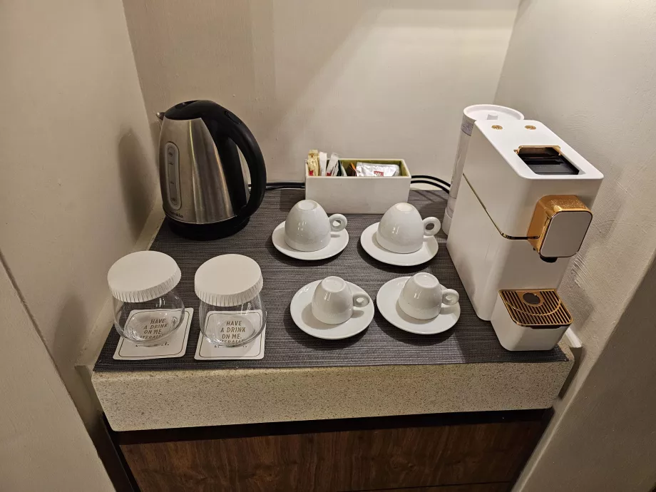Aparat de cafea cu capsule