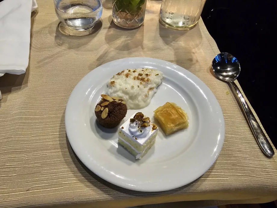 Desert, cină