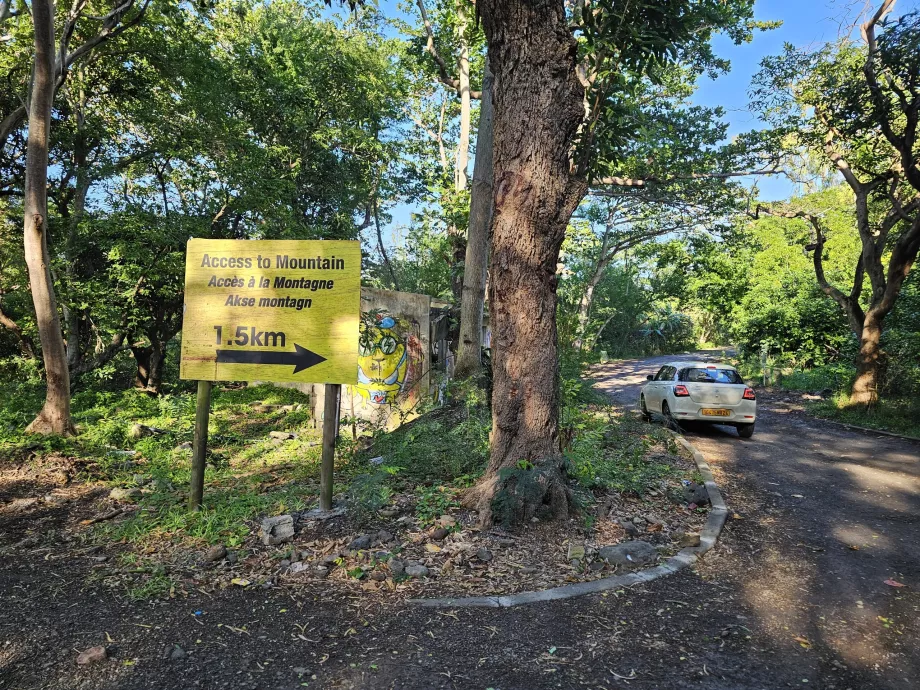 Le Morne, drum de acces pentru mașini