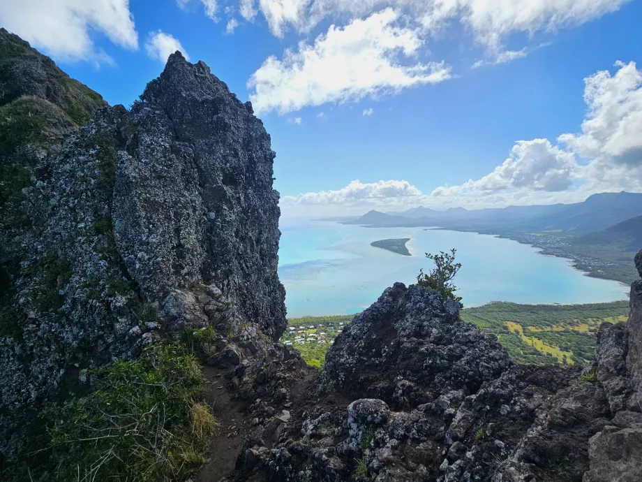 Vedere din vârful Le Morne