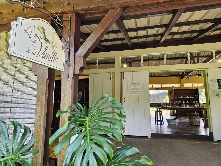 Saint Aubin, plantație de vanilie, magazin de suveniruri