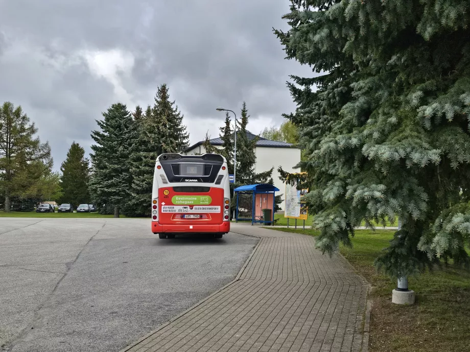 Stație de autobuz la aeroport