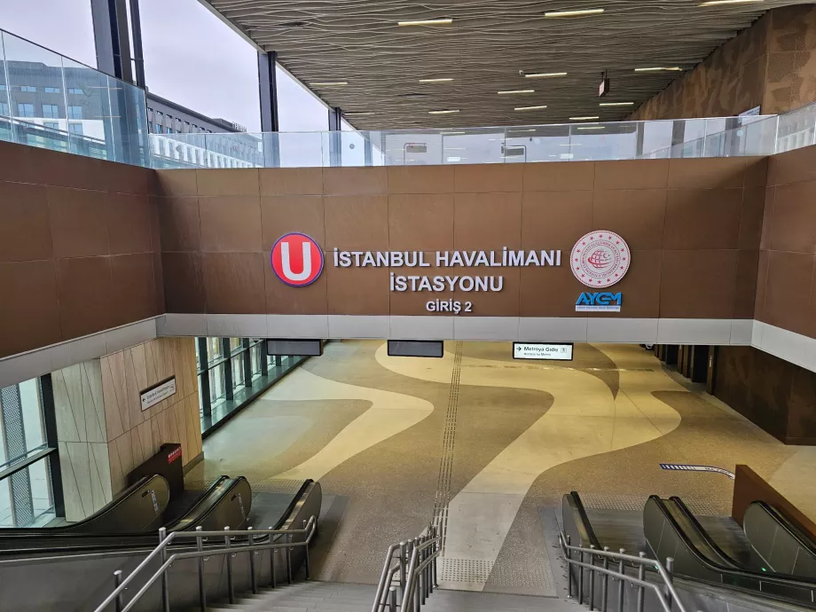 Stațiile de metrou ale Aeroportului Istanbul