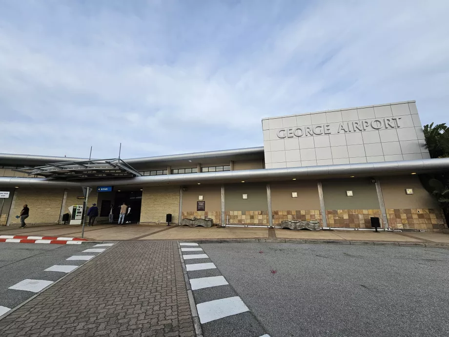 Terminalul Aeroportului George
