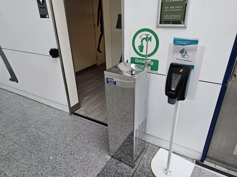 Apă potabilă, Aeroportul SOU