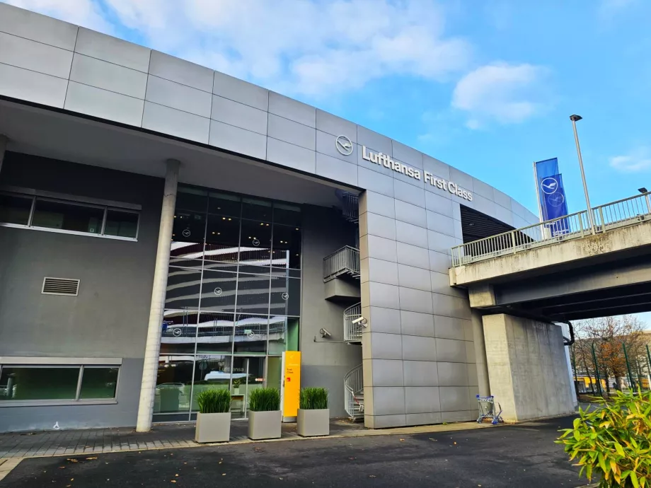 Terminal de primă clasă