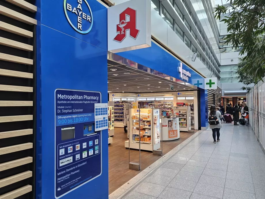 Farmacie în partea publică