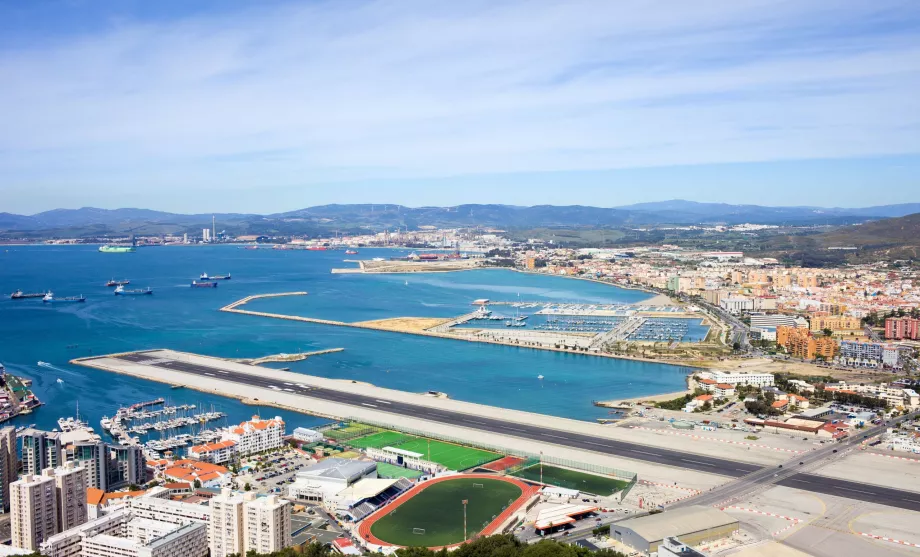 sosire pe aeroportul Gibraltar