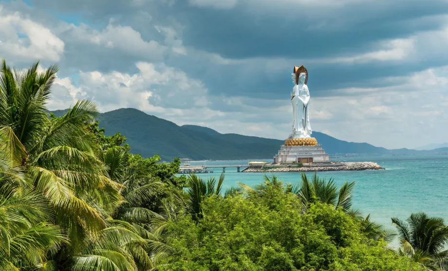 Hainan statuie