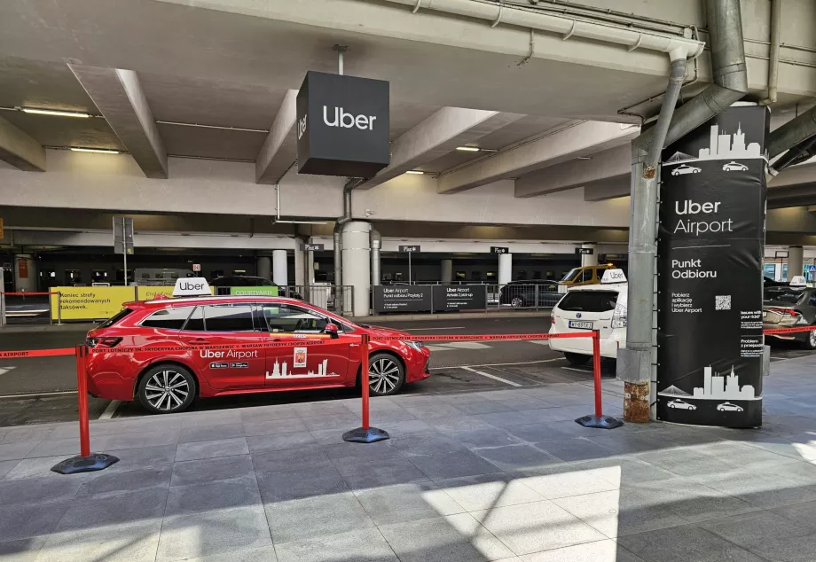 Oprire Uber la Aeroportul Varșovia