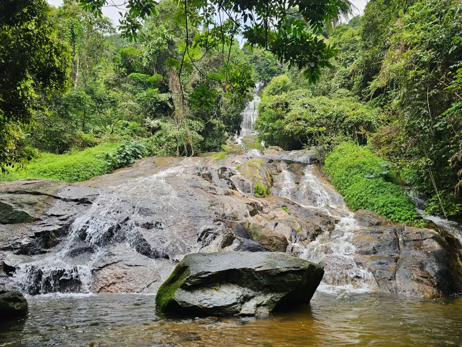 Cascada Namuang 2